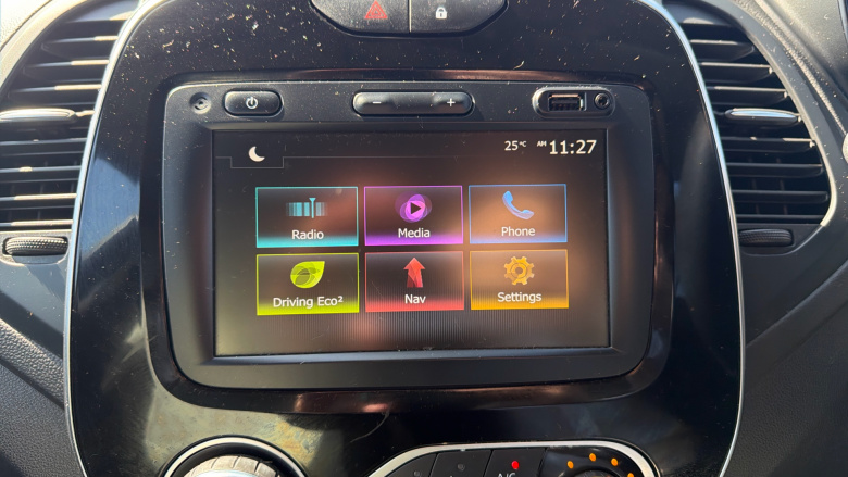 Renault Captur 0.9 TCE 90 Iconic 5dr Petrol Hatchback